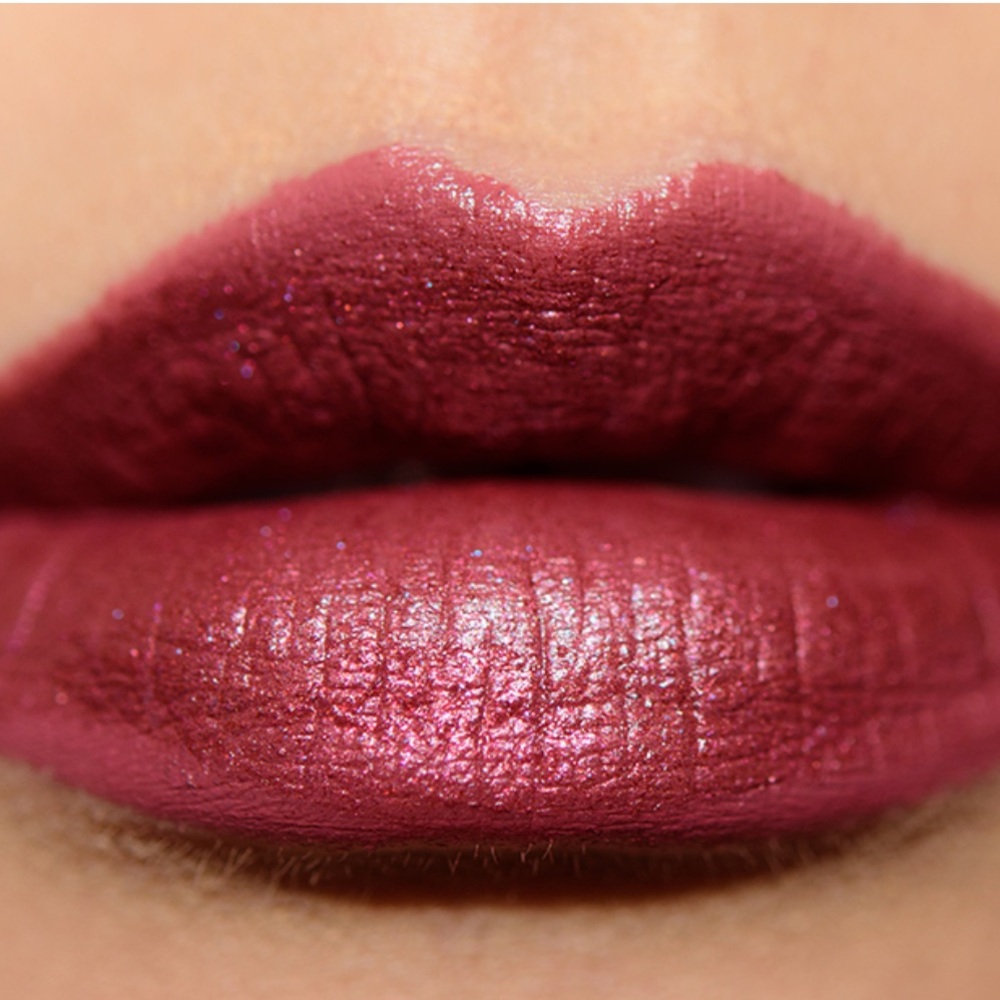 Urban Decay Vice Special Effects Lipstick Topcoat Bruja Berry Gold Pearl Sparkle